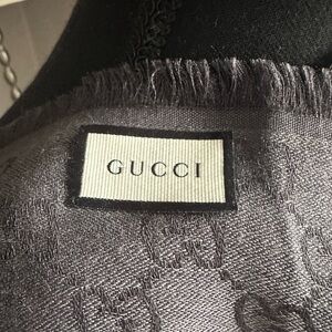 Gucci Dark Gray Scarf in excellent condition